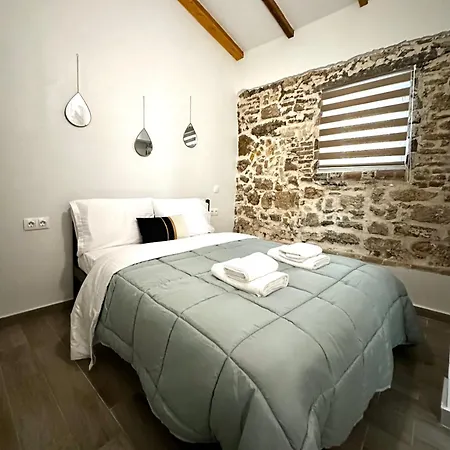 公寓 Mitropolis Places Corfu (city)