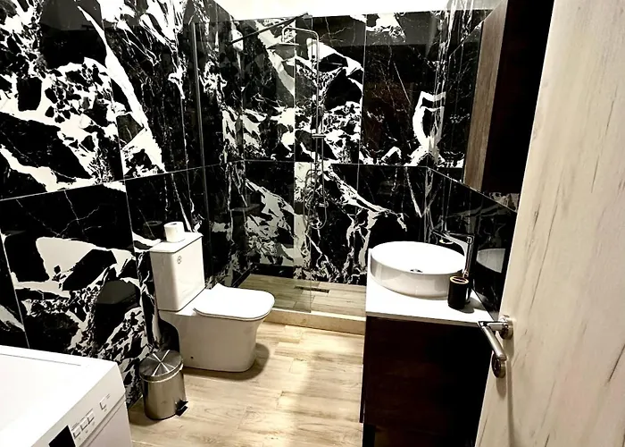 Mitropolis Places Apartment *